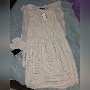 New Womens Girls bebe Elegant dress off white size large dress